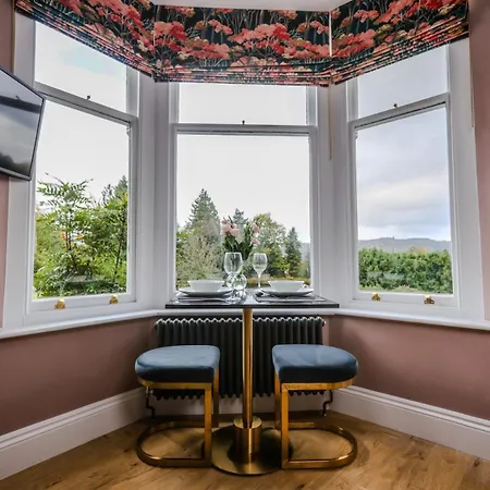 Fair Rigg By Cradel Haus - Ultra Luxury Lakes Homes, Pet Friendly, Parking & Ev Plug アパート *