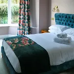 Fair Rigg By Cradel Haus - Ultra Luxury Lakes Homes, Pet Friendly, Parking & Ev Plug