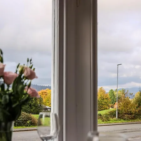 Fair Rigg By Cradel Haus - Ultra Luxury Lakes Homes, Pet Friendly, Parking & Ev Plug