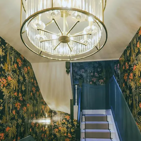 Апартаменты Fair Rigg By Cradel Haus - Ultra Luxury Lakes Homes, Pet Friendly, Parking & Ev Plug Боунес-он-Уиндермер